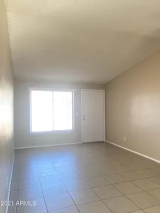 Photo #2: 6333971 Listing