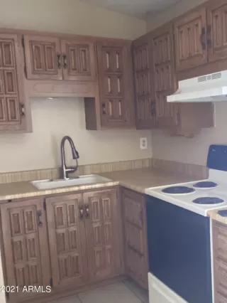 Photo #4: 6333971 Listing