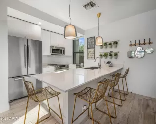 Photo #4: 6334013 Listing 