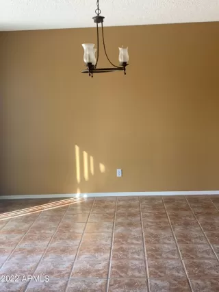 Photo #6: 6334154 Listing