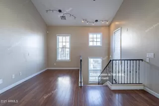 Photo #3: 6334186 Listing