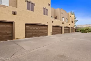 Photo #4: 6334460 Listing