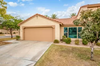 Photo #2: 6334533 Listing