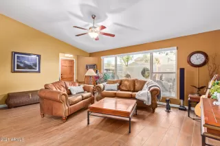 Photo #6: 6334533 Listing