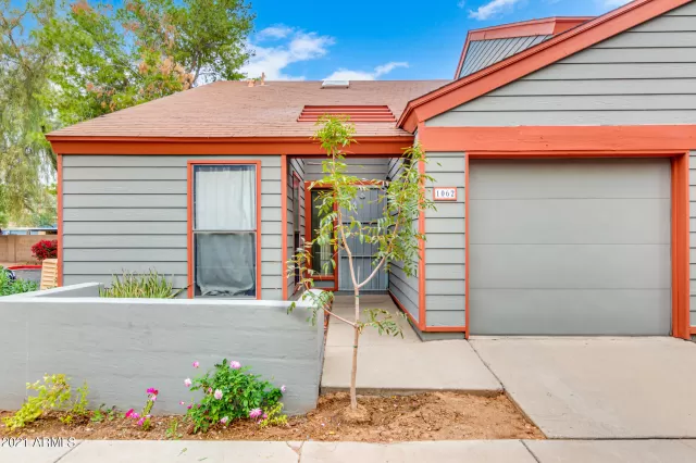 MLS: 6334562 Condo For Sale