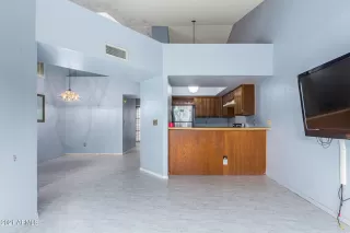 Photo #6: 6334562 Listing 