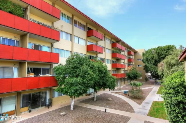 MLS: 6334695 Condo For Sale