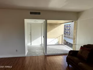 Photo #6: 6334695 Listing 