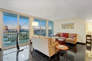 Photo #3: 6334850 Listing