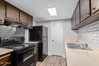 Photo #3: 6335033 Listing 