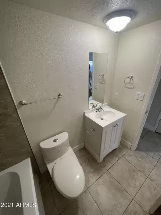 Photo #6: 6335041 Listing 