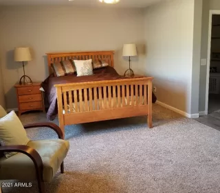 Photo #4: 6335049 Listing