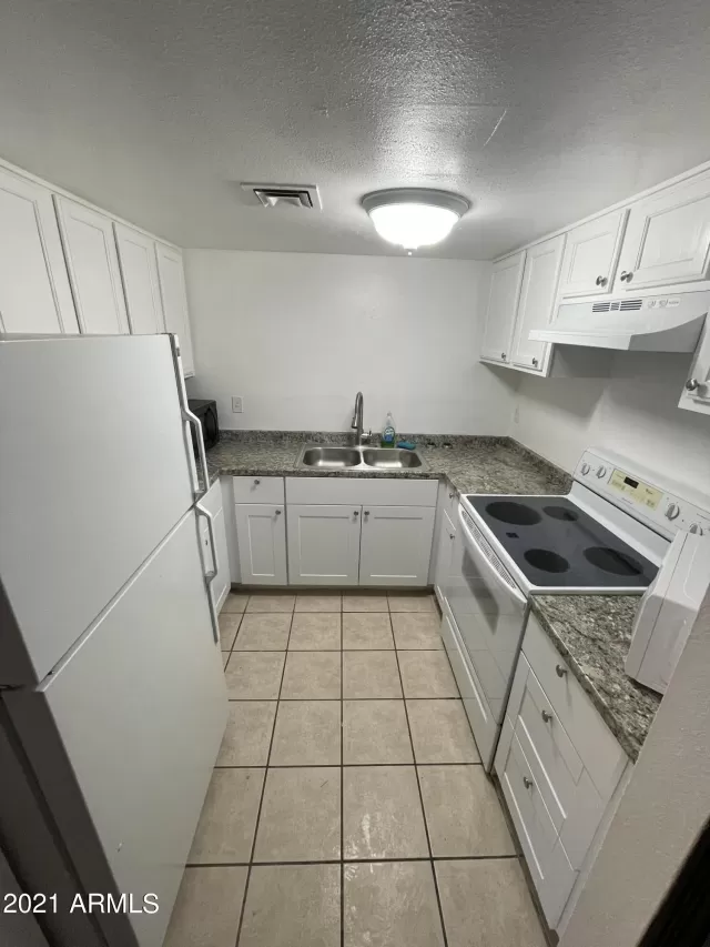 MLS: 6335066 Condo For Sale