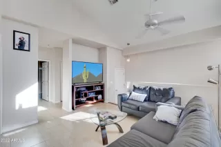 Photo #5: 6335082 Listing