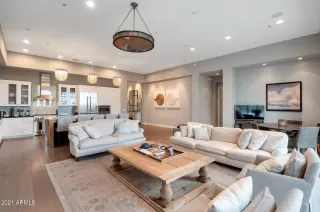 Photo #5: 6335247 Listing 