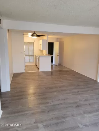 Photo #3: 6335290 Listing