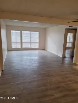 Photo #4: 6335290 Listing