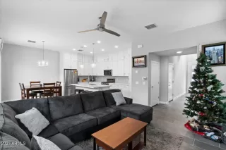 Photo #4: 6335304 Listing