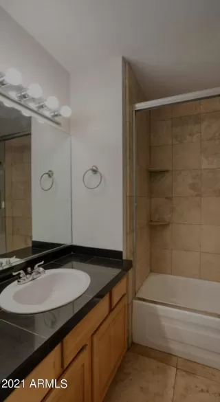 Photo #3: 6335337 Listing