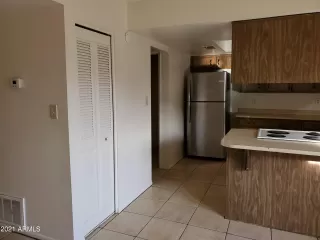 Photo #2: 6335339 Listing