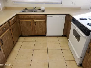 Photo #3: 6335339 Listing