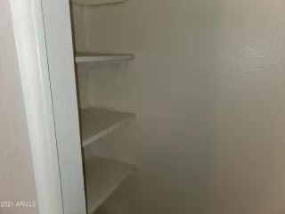 Photo #6: 6335339 Listing