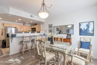 Photo #2: 6335424 Listing 
