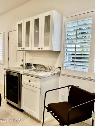 Photo #4: 6335433 Listing