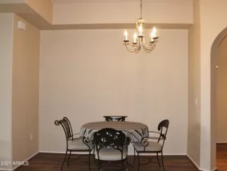 Photo #5: 6335555 Listing