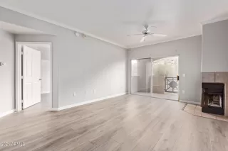 Photo #4: 6335685 Listing