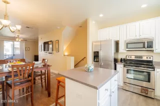 Photo #6: 6335784 Listing