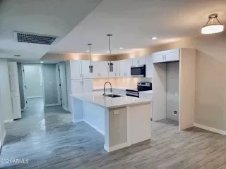 Photo #3: 6335787 Listing 