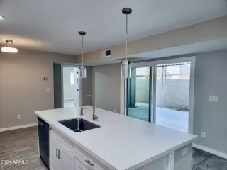 Photo #4: 6335787 Listing 