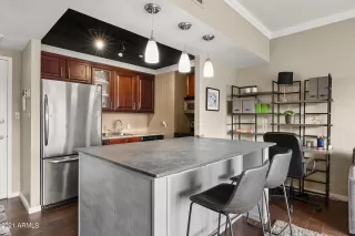 Photo #6: 6336033 Listing 