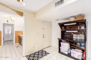 Photo #6: 6336119 Listing 