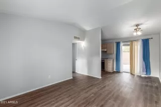 Photo #6: 6336224 Listing