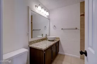 Photo #3: 6336240 Listing