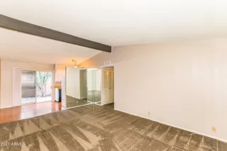 Photo #2: 6336256 Listing