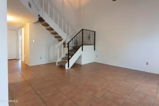 Photo #3: 6336468 Listing