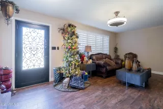 Photo #2: 6336788 Listing 