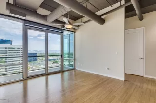 Photo #3: 6336922 Listing 