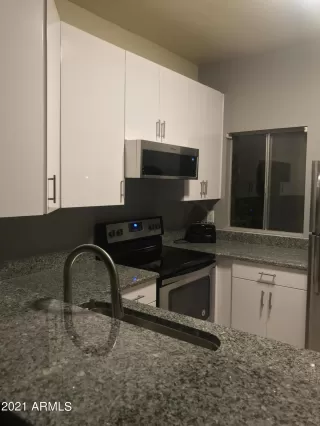 Photo #1: 6337000 Listing