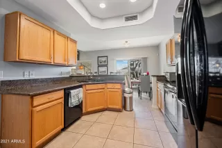 Photo #5: 6337233 Listing