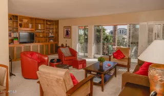 Photo #2: 6337238 Listing