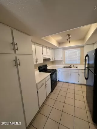 Photo #5: 6337310 Listing