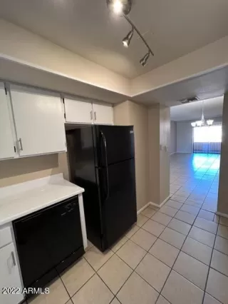 Photo #6: 6337310 Listing