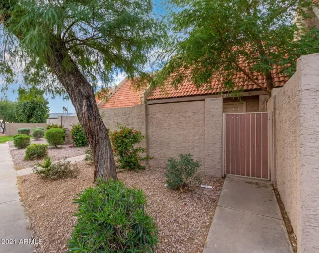 MLS: 6337337 Condo For Sale