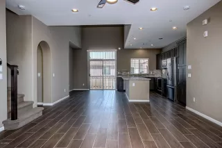 Photo #6: 6337386 Listing