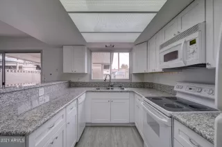 Photo #3: 6337408 Listing 