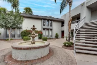 Photo #2: 6337452 Listing